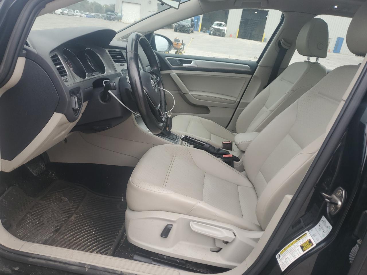 2017 Volkswagen Golf Sportwagen S VIN: 3VWC17AU2HM503796 Lot: 89893005