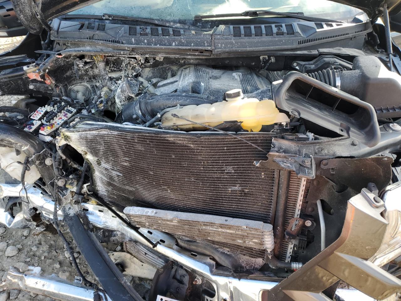 2017 Ford F150 Super Cab VIN: 1FTFX1EG0HFB51687 Lot: 82382475