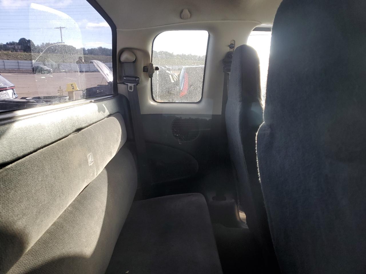 2002 Dodge Dakota Sport VIN: 1B7GG32N52S509173 Lot: 85757845