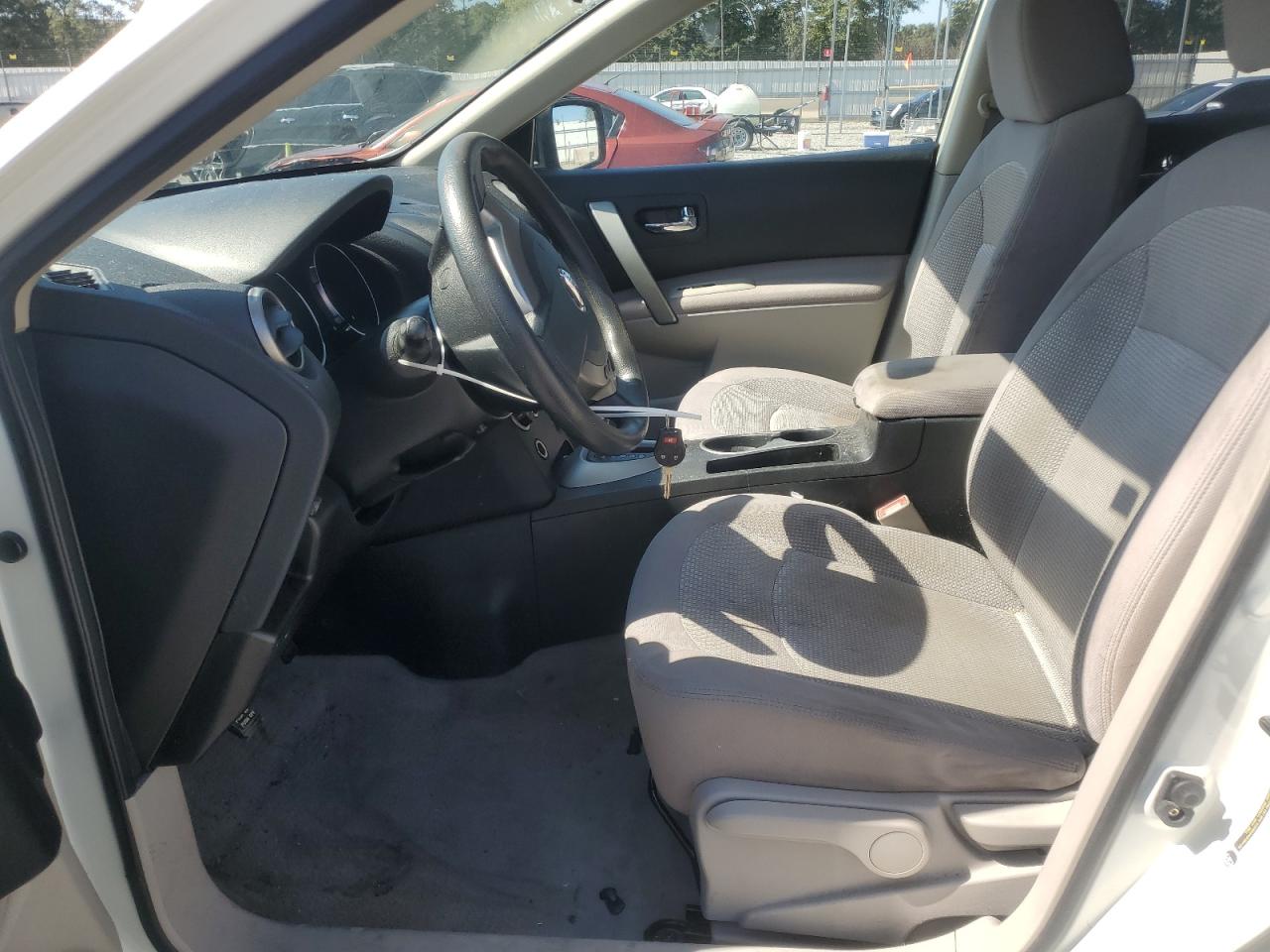 2010 Nissan Rogue S VIN: JN8AS5MV6AW137979 Lot: 85841765