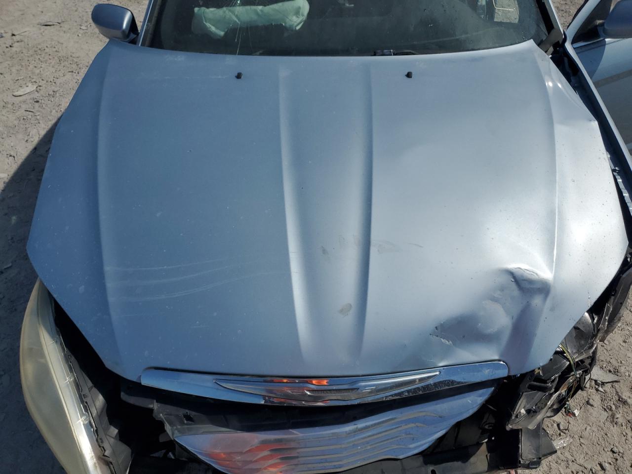 2013 Chrysler 200 Touring VIN: 1C3CCBBB9DN765087 Lot: 81960745