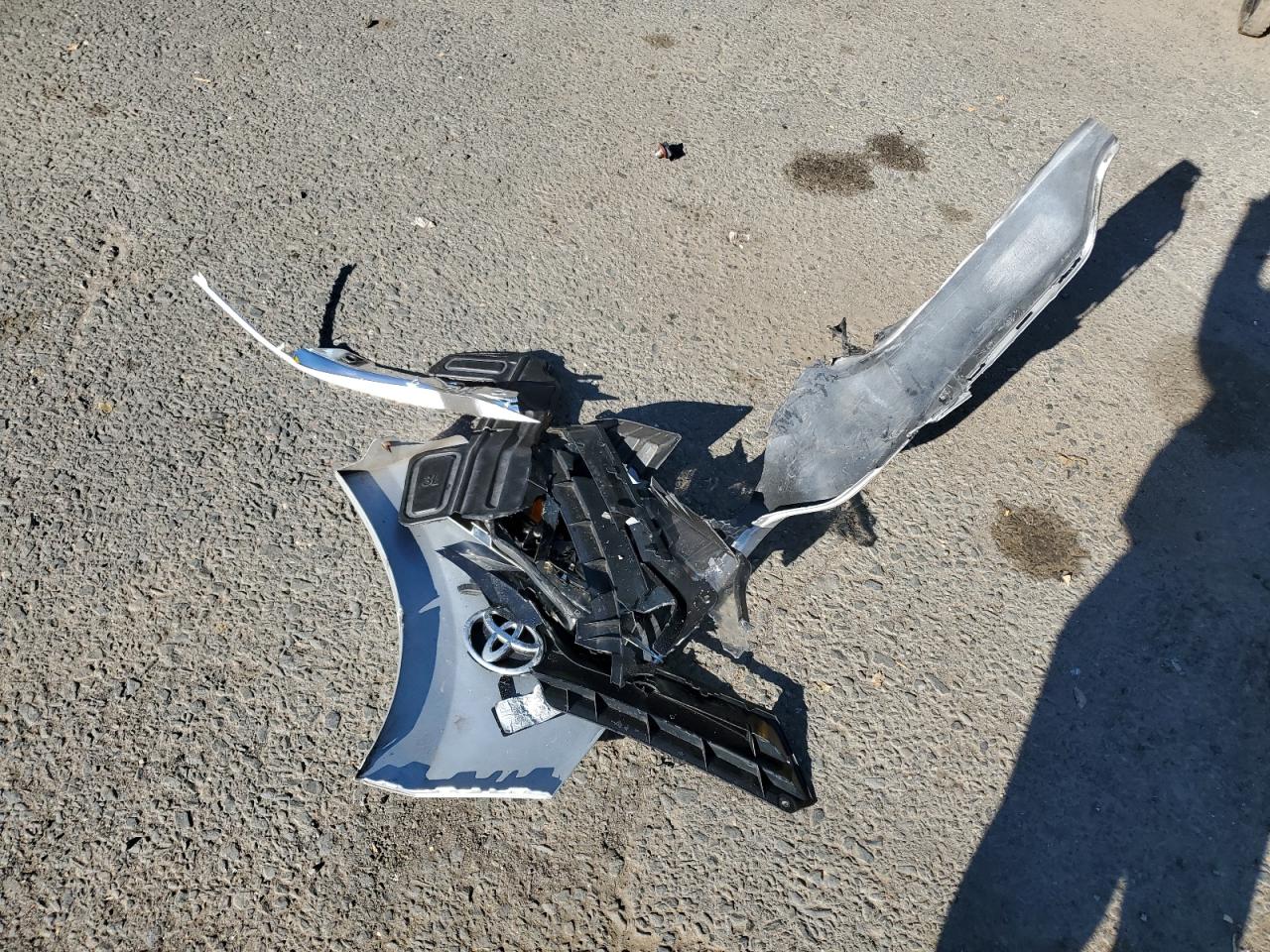 2014 Toyota Corolla L VIN: 5YFBURHE5EP028617 Lot: 85476085