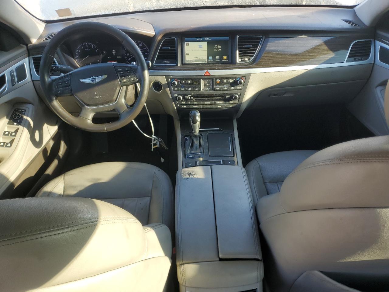 2015 Hyundai Genesis 3.8L VIN: KMHGN4JE2FU051806 Lot: 85565085