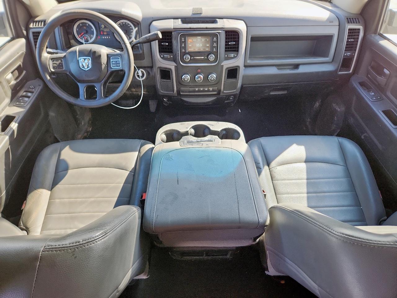 2018 Ram 2500 St VIN: 3C6UR4CLXJG363396 Lot: 85645975