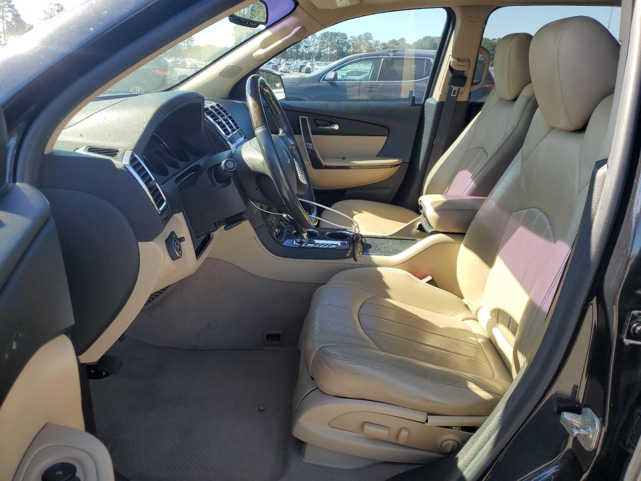 2012 GMC Acadia Denali VIN: 1GKKRTED8CJ374242 Lot: 82699455