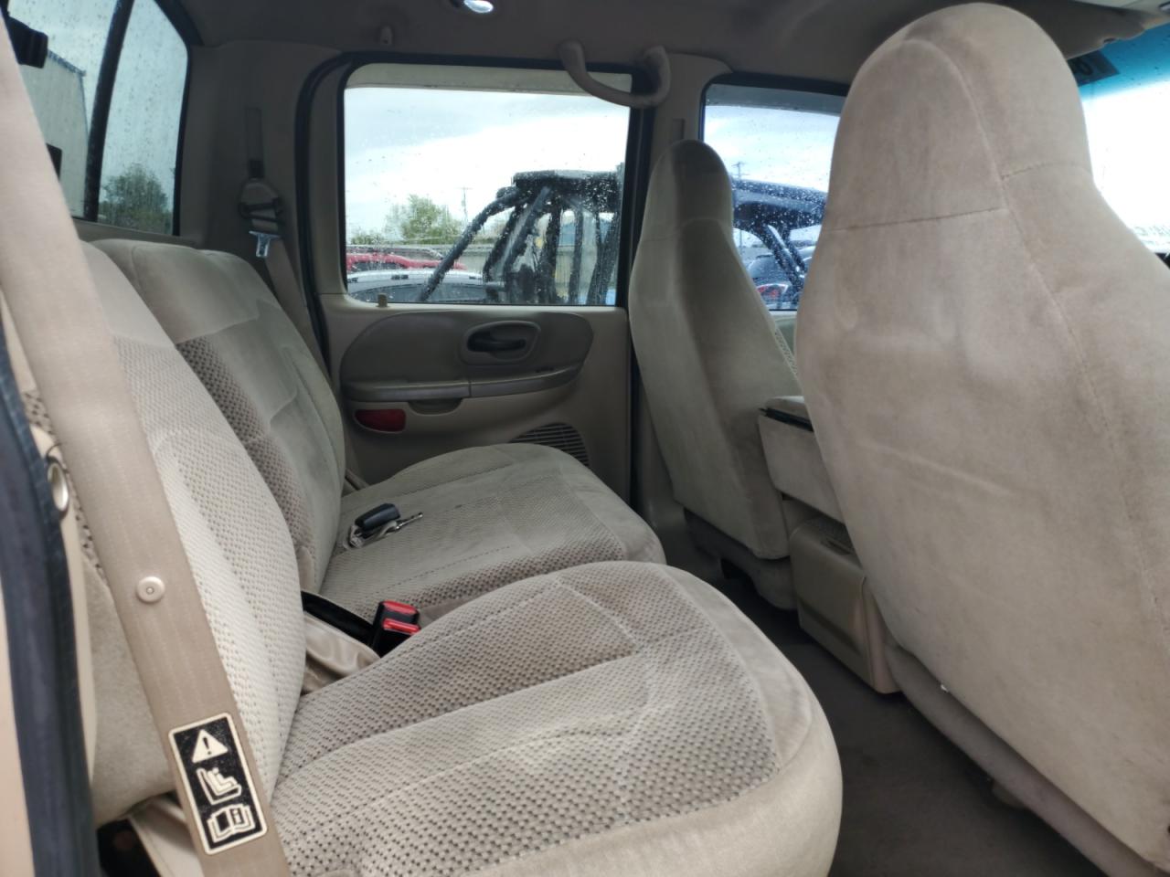 2001 Ford F150 Supercrew VIN: 1FTRW08W01KD98220 Lot: 84268735