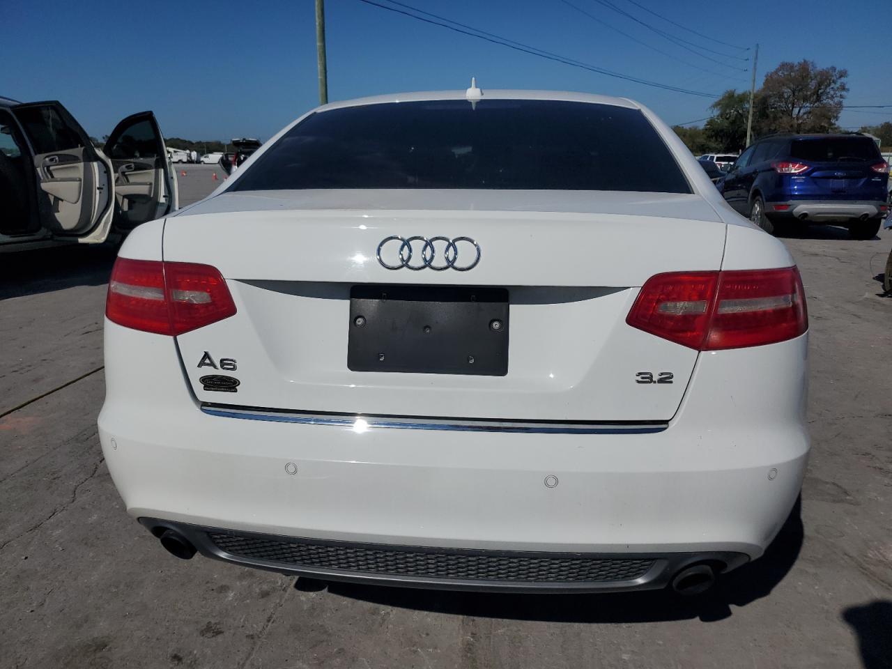 2011 Audi A6 Premium Plus VIN: WAUEKAFB4BN061028 Lot: 82436525