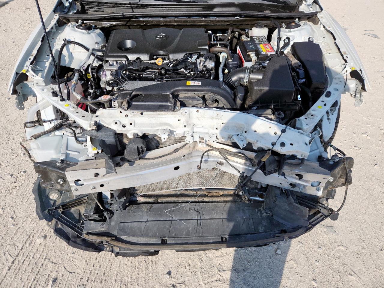 2021 Toyota Camry Le VIN: 4T1C11AK0MU452010 Lot: 84644445