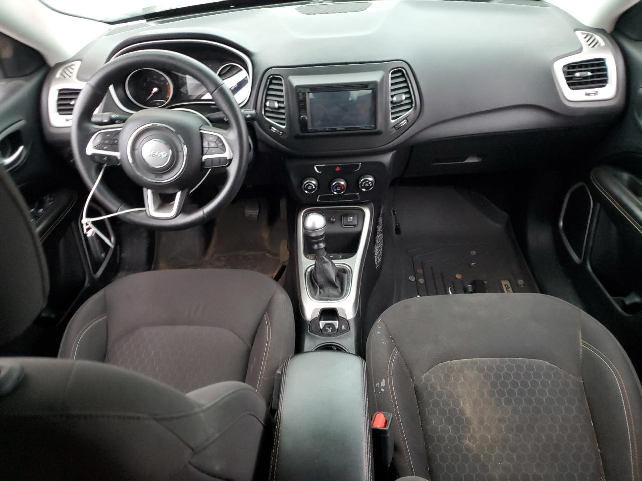 2017 Jeep Compass Sport VIN: 3C4NJCAB8HT672942 Lot: 90732045