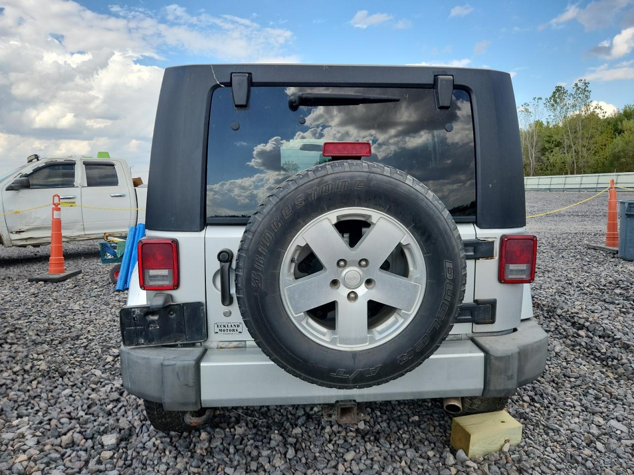 2009 Jeep Wrangler Unlimited Sahara VIN: 1J8GA59129L752033 Lot: 82254955