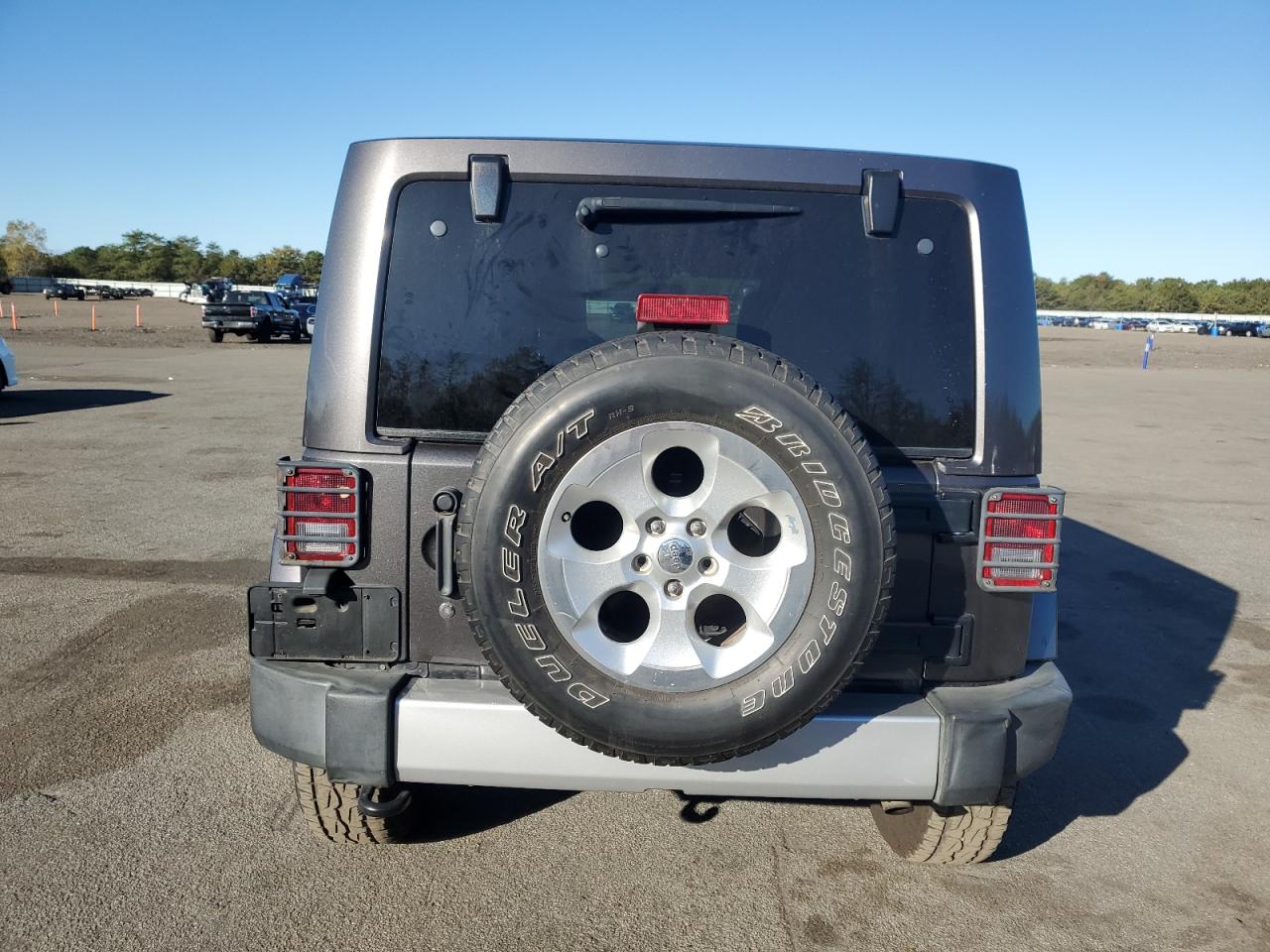 2014 Jeep Wrangler Unlimited Sahara VIN: 1C4HJWEG7EL240354 Lot: 85584745