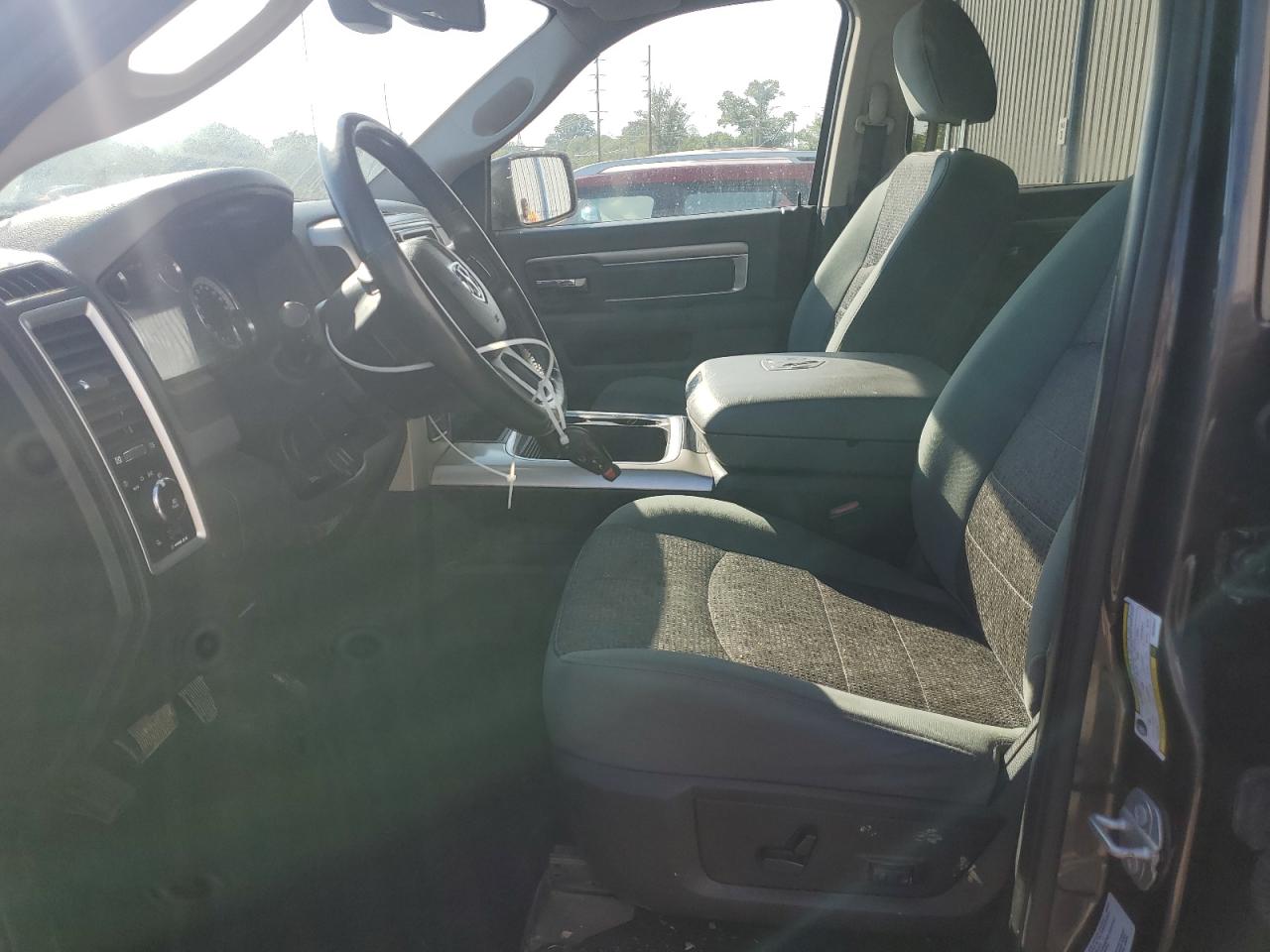 2016 Ram 1500 Slt VIN: 3C6RR7LT0GG250427 Lot: 84613115