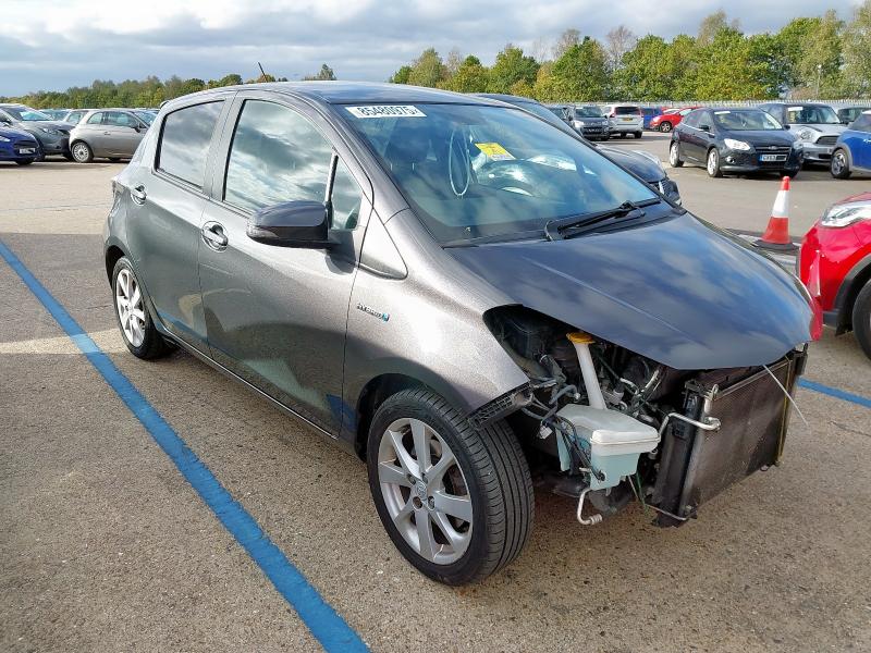 2013 TOYOTA YARIS T SPIRIT HYBRID CVT 