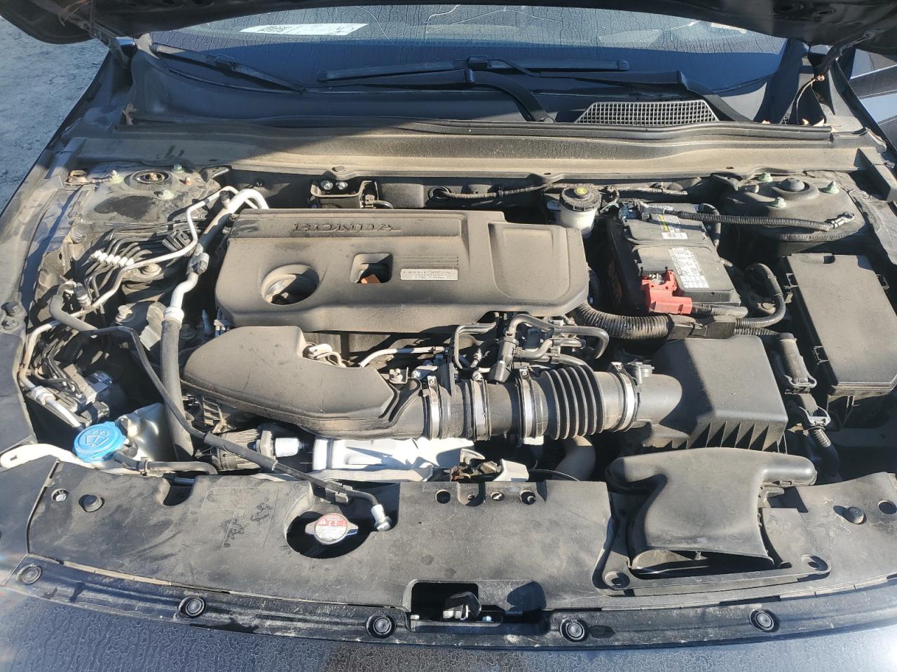 2022 Honda Accord Touring VIN: 1HGCV2F96NA010261 Lot: 81945825