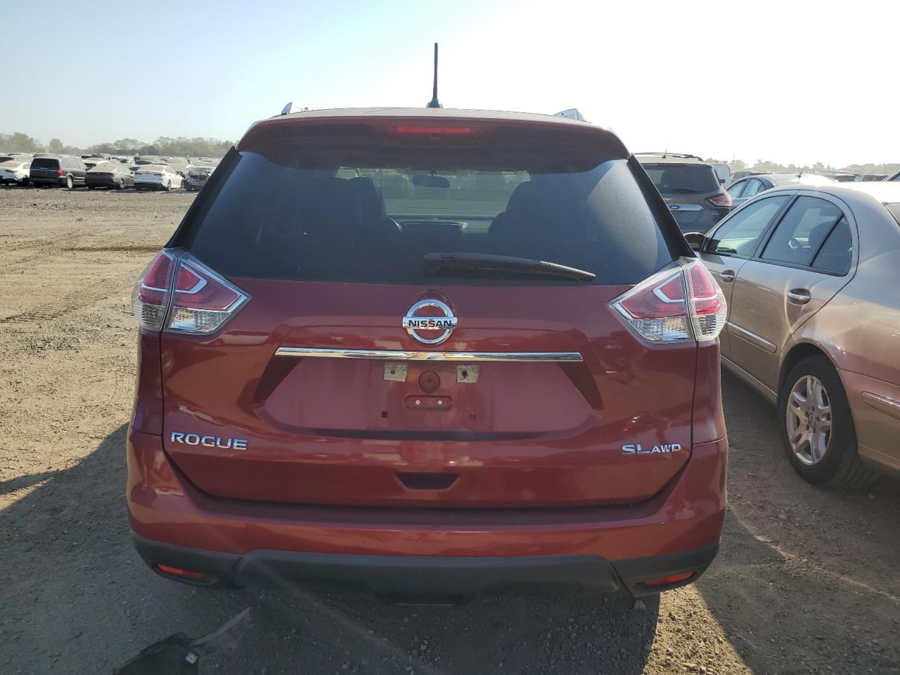 2015 Nissan Rogue S VIN: 5N1AT2MVXFC764650 Lot: 80439305