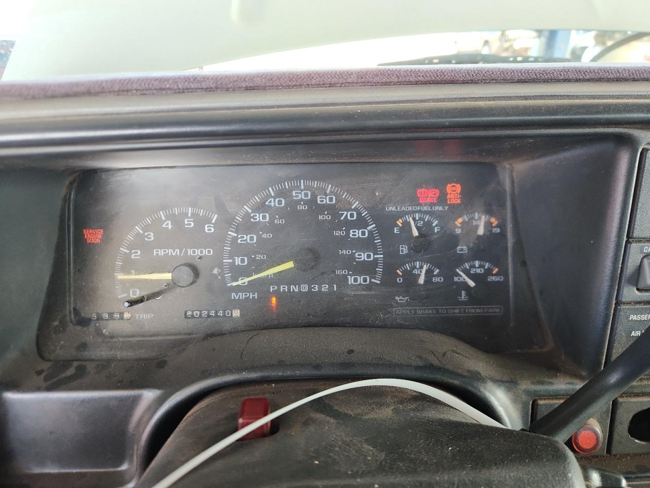 1997 Chevrolet Gmt-400 K1500 VIN: 1GCEK14R0VZ214682 Lot: 83812035