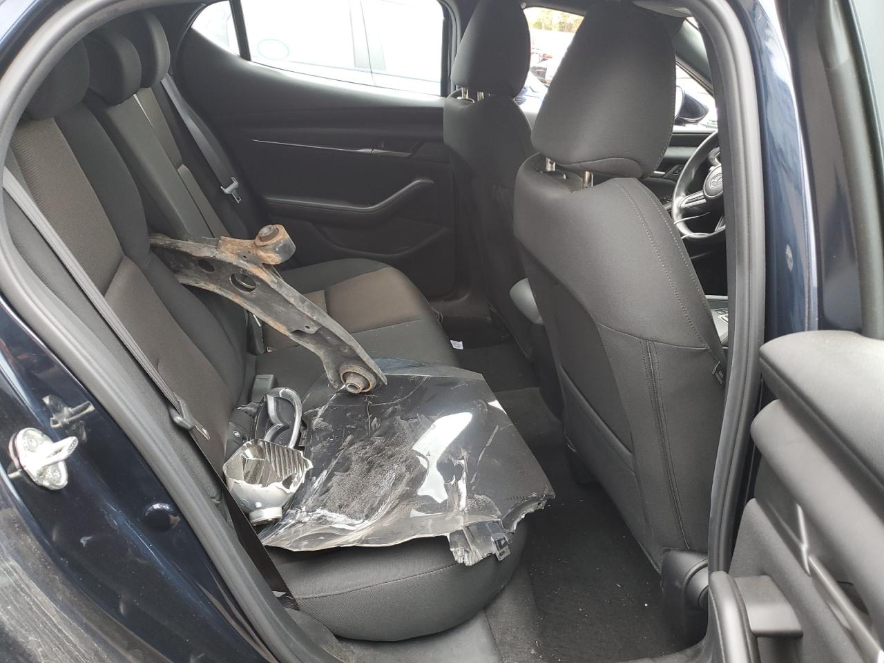 2020 Mazda 3 Gx VIN: JM1BPAK70L1170474 Lot: 81622055