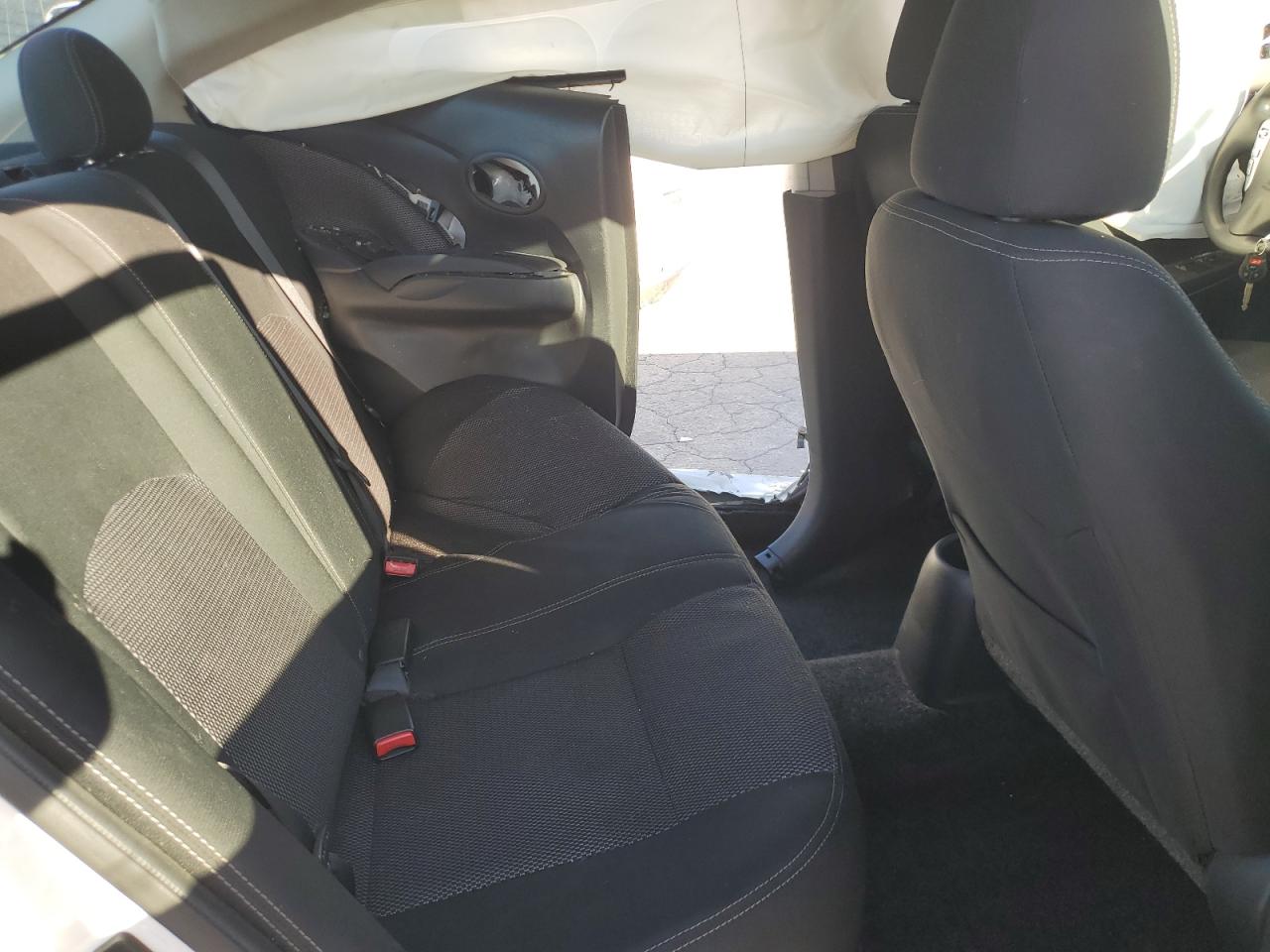 2019 Nissan Versa S VIN: 3N1CN7AP2KL832189 Lot: 85003975