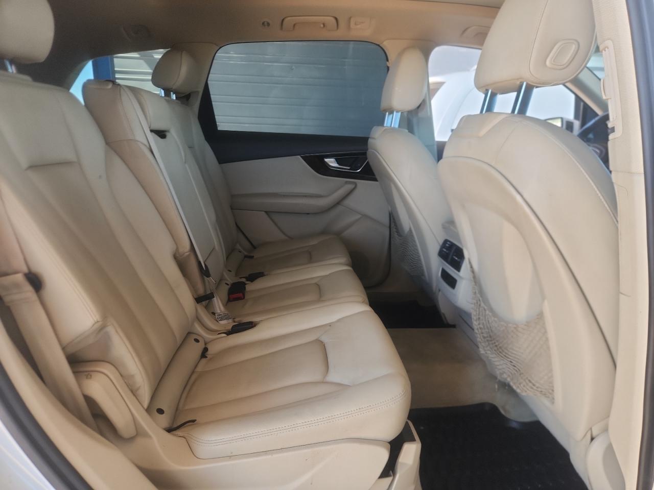 2017 Audi Q7 Premium Plus VIN: WA1LAAF74HD028838 Lot: 85766525