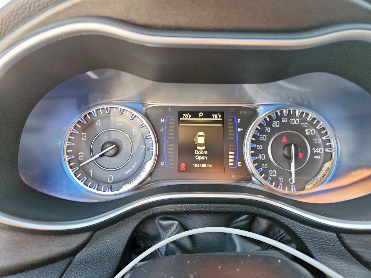 2016 Chrysler 200 Limited VIN: 1C3CCCAB5GN136101 Lot: 82270335