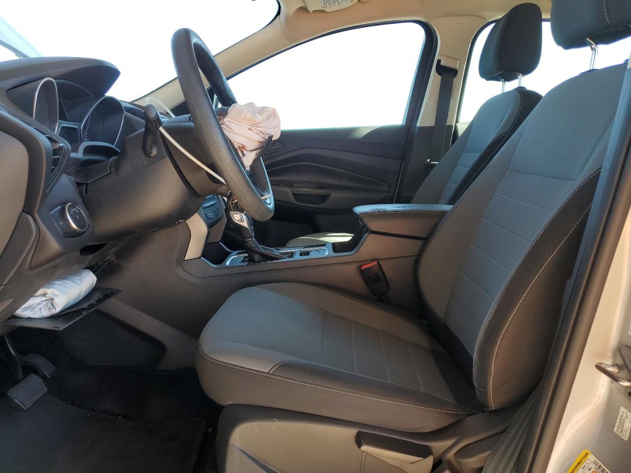 2017 Ford Escape S VIN: 1FMCU0F70HUD42618 Lot: 86826155