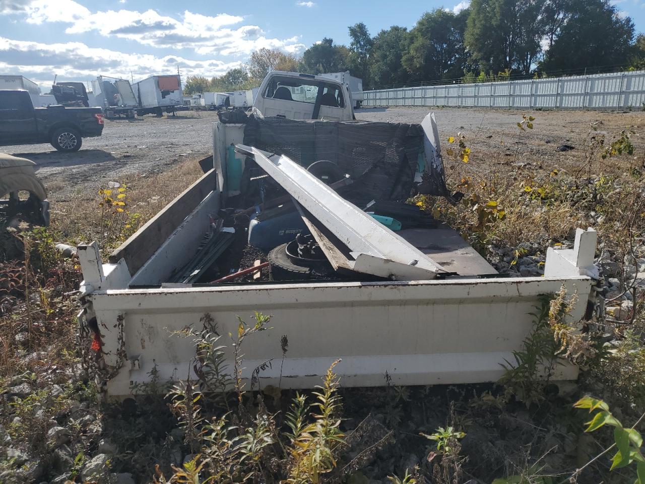 2005 Ford F450 Super Duty VIN: 1FDXF46P65EA69841 Lot: 89875865