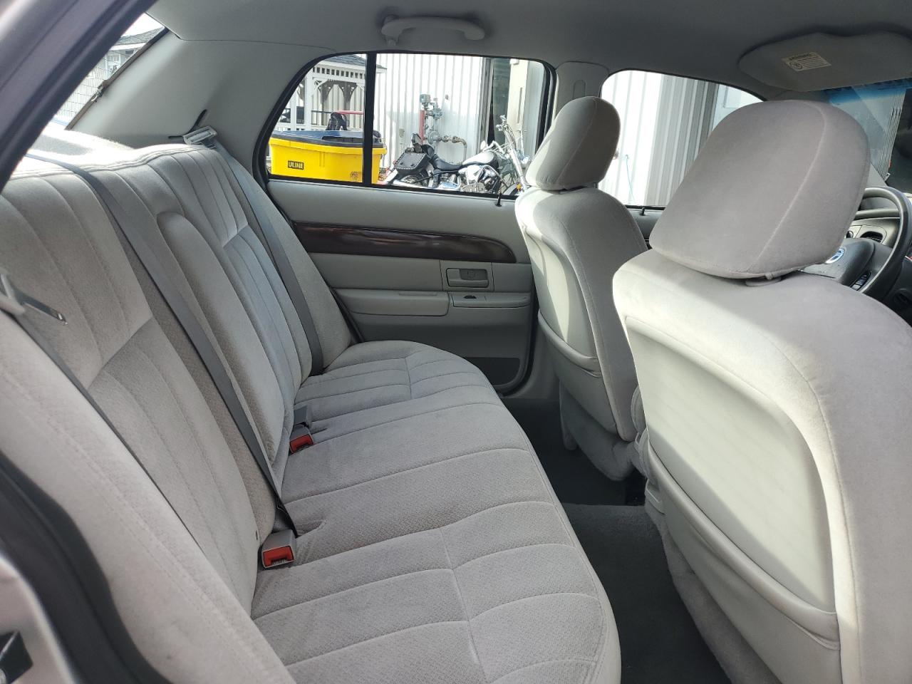 2003 Mercury Grand Marquis Gs VIN: 2MEFM74W93X663819 Lot: 90864285