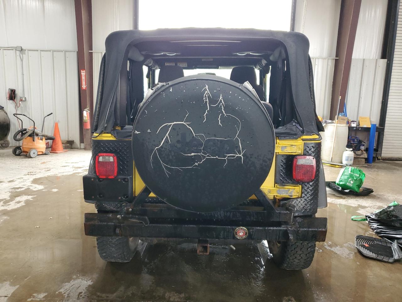 2004 Jeep Wrangler X VIN: 1J4FA39S24P739178 Lot: 82471315