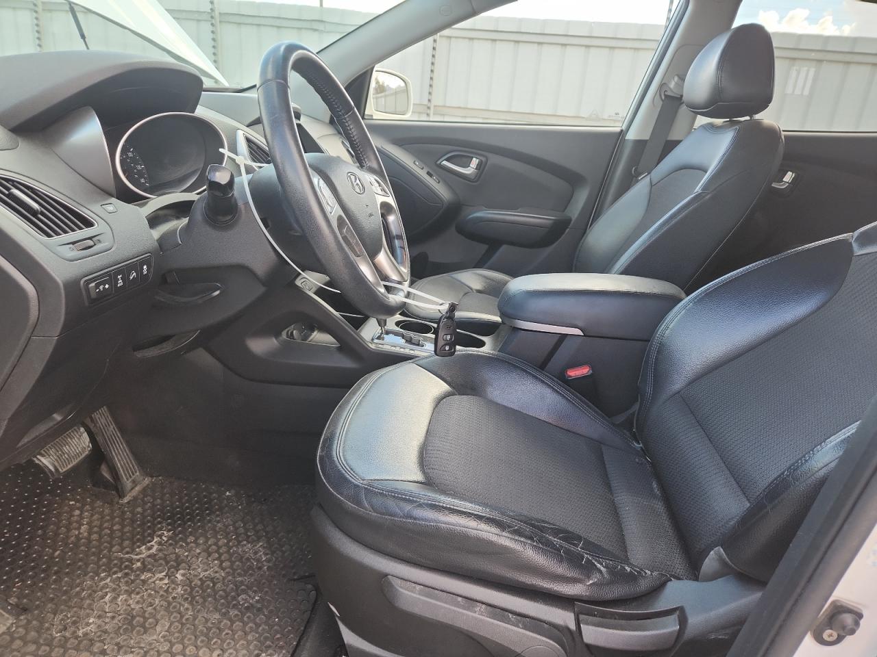 2011 Hyundai Tucson Gls VIN: KM8JUCAC5BU212189 Lot: 86173715