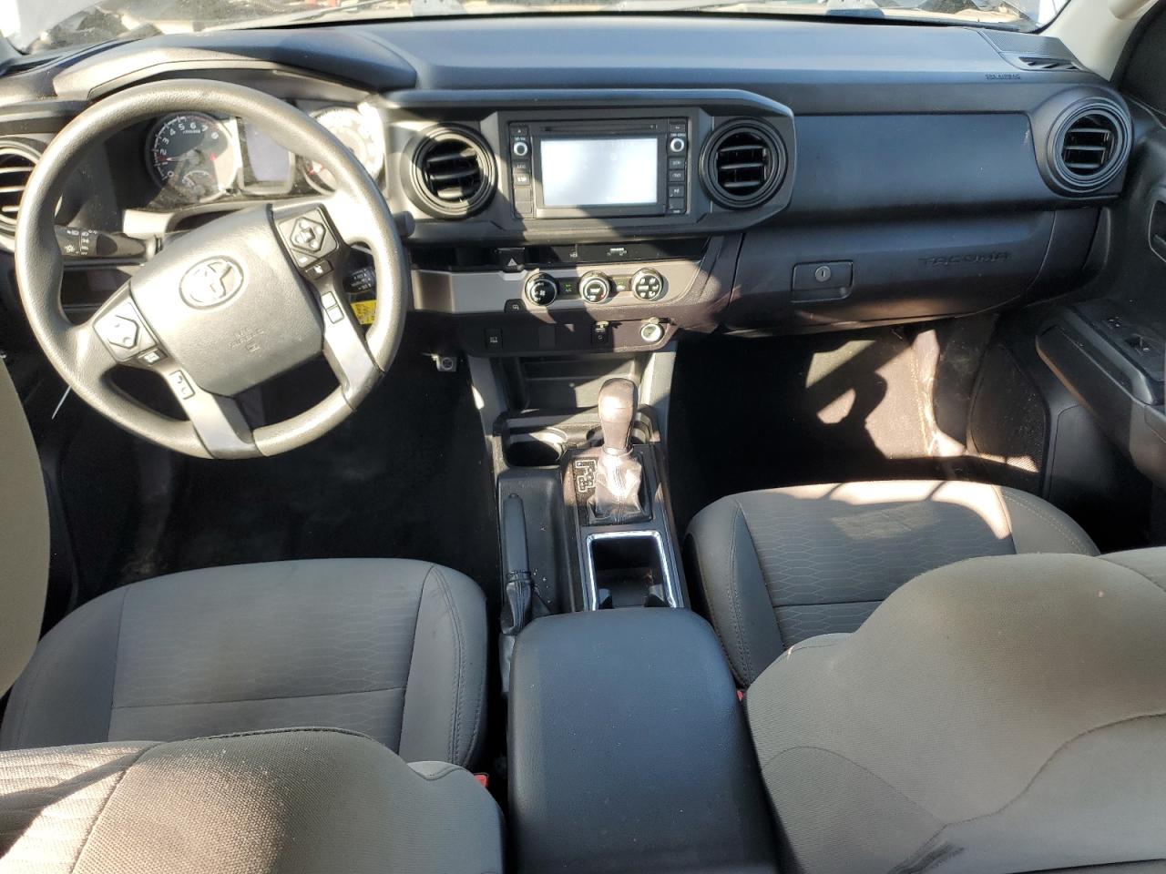 2018 Toyota Tacoma Access Cab VIN: 5TFRX5GNXJX126425 Lot: 82223835