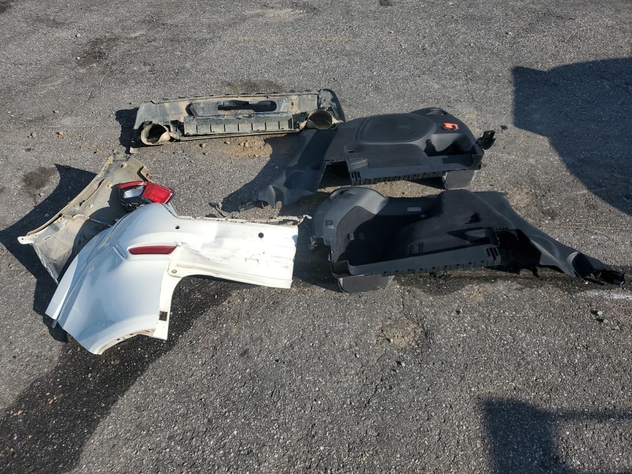 2019 Jeep Cherokee Overland VIN: 1C4PJMJX8KD291616 Lot: 82259045