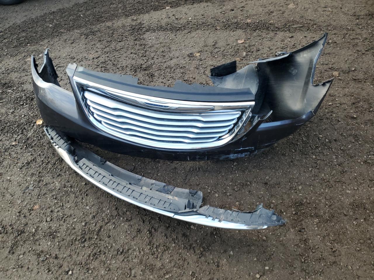 2016 Chrysler Town & Country Touring L VIN: 2C4RC1CG5GR285596 Lot: 87251625