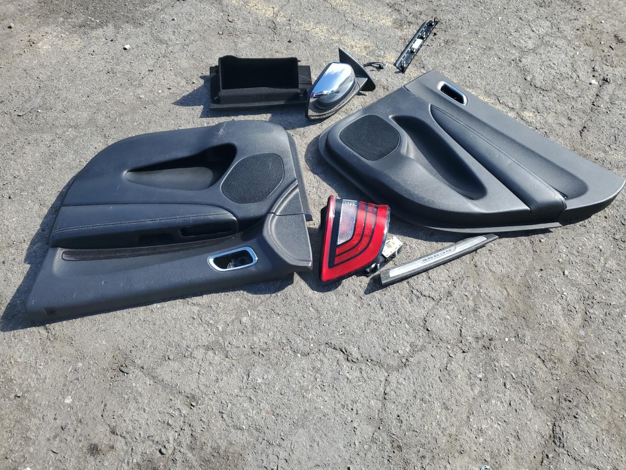 2024 Dodge Durango R/T VIN: 1C4SDJH91RC208695 Lot: 87052895