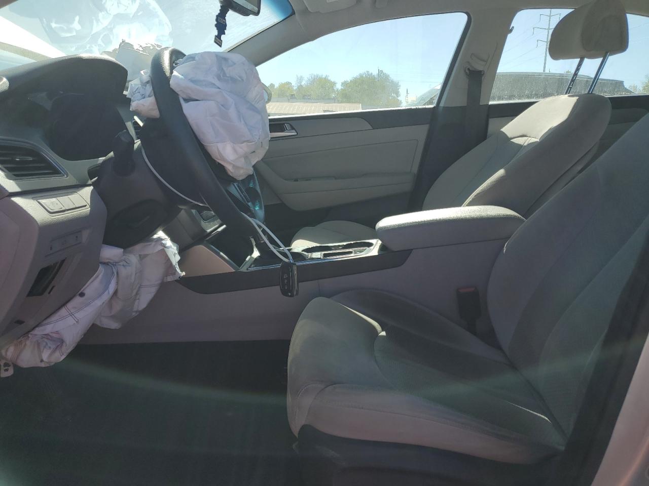 2015 Hyundai Sonata Se VIN: 5NPE24AF8FH209881 Lot: 82408595