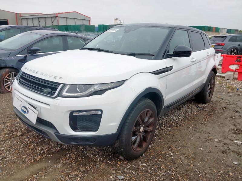 2016 LAND ROVER R ROVER EVOQUE SE TECH TD  for sale at Copart ROCHFORD