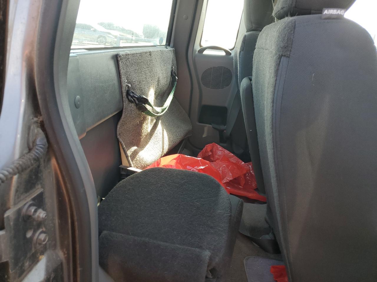 2011 Ford Ranger Super Cab VIN: 1FTLR4FE3BPA74262 Lot: 85191825