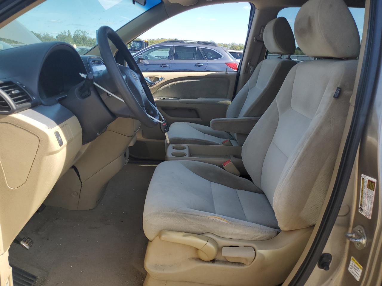 2009 Honda Odyssey Lx VIN: 5FNRL38219B033979 Lot: 84711075