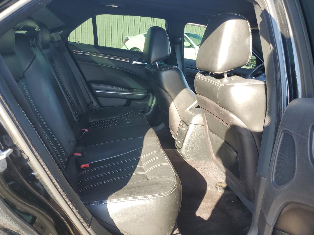 2016 Chrysler 300 S VIN: 2C3CCAGG3GH296428 Lot: 86548035