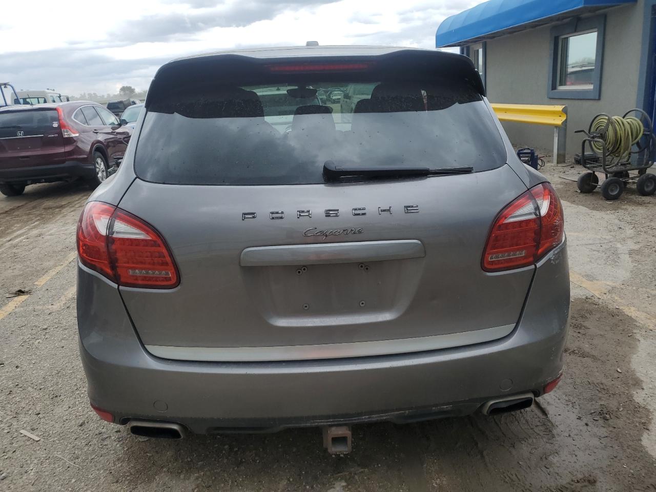 2011 Porsche Cayenne VIN: WP1AA2A20BLA03638 Lot: 84065005