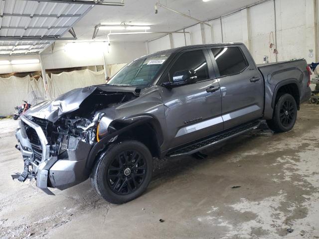 TOYOTA TUNDRA CRE 2024