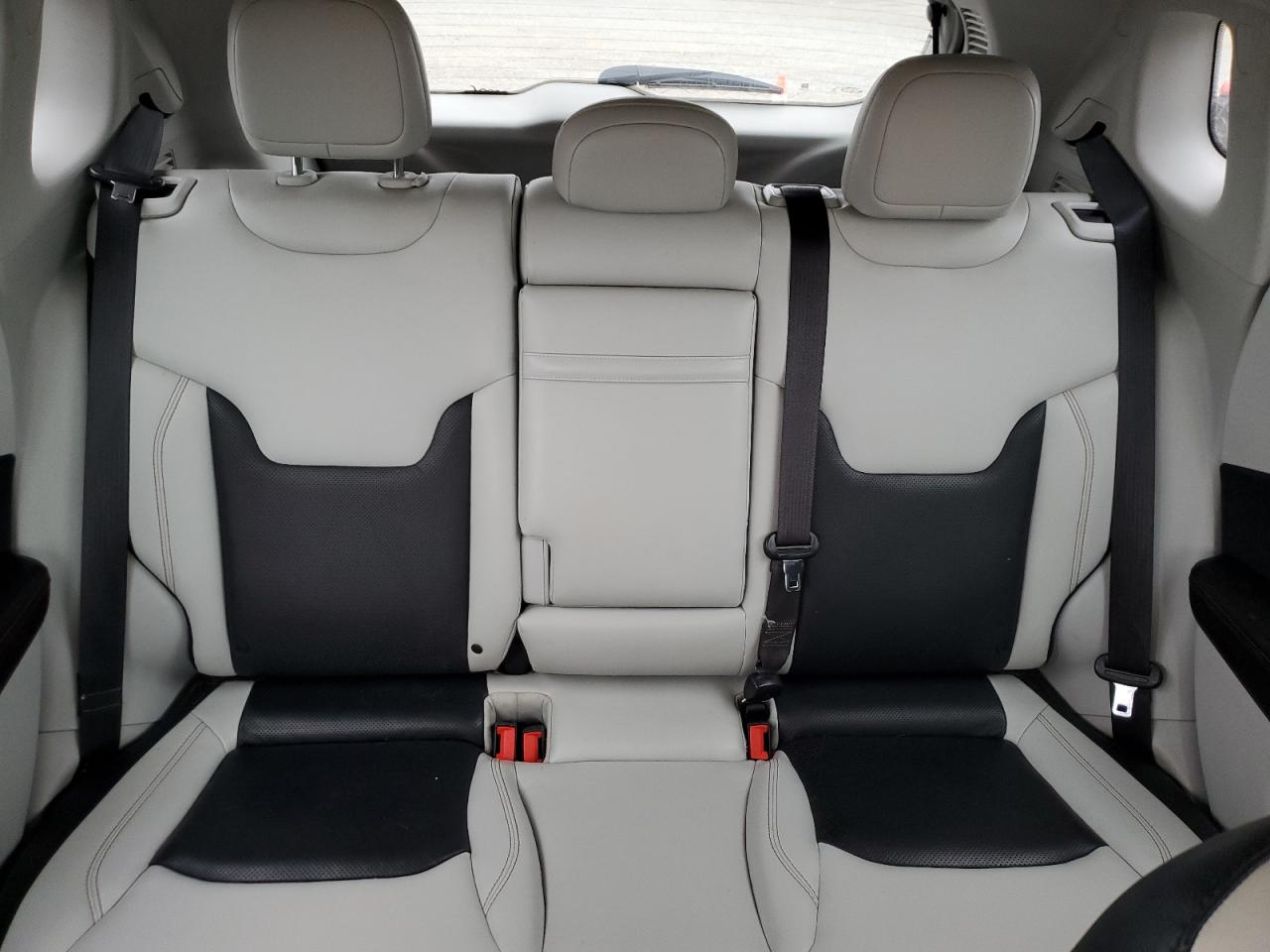 2018 Jeep Compass Limited VIN: 3C4NJDCB8JT108135 Lot: 85011295