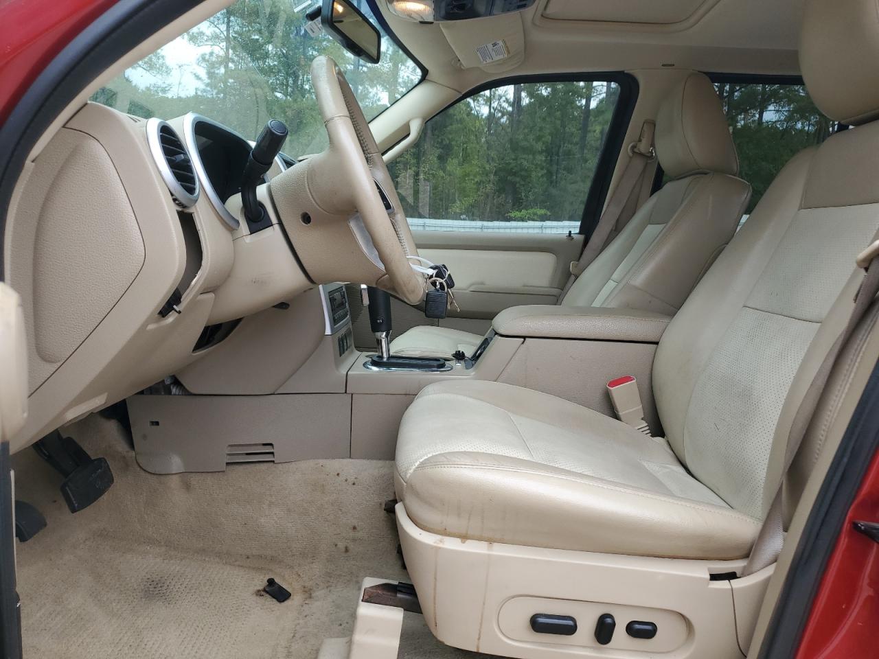 2010 Mercury Mountaineer Premier VIN: 4M2EN3JE2AUJ01144 Lot: 82266065