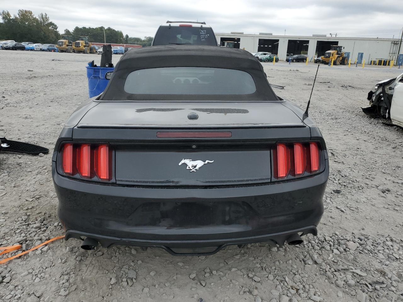 2015 Ford Mustang VIN: 1FATP8UH2F5359357 Lot: 82332605