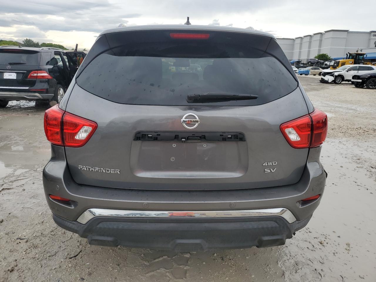 2018 Nissan Pathfinder S VIN: 5N1DR2MM7JC662556 Lot: 86334945