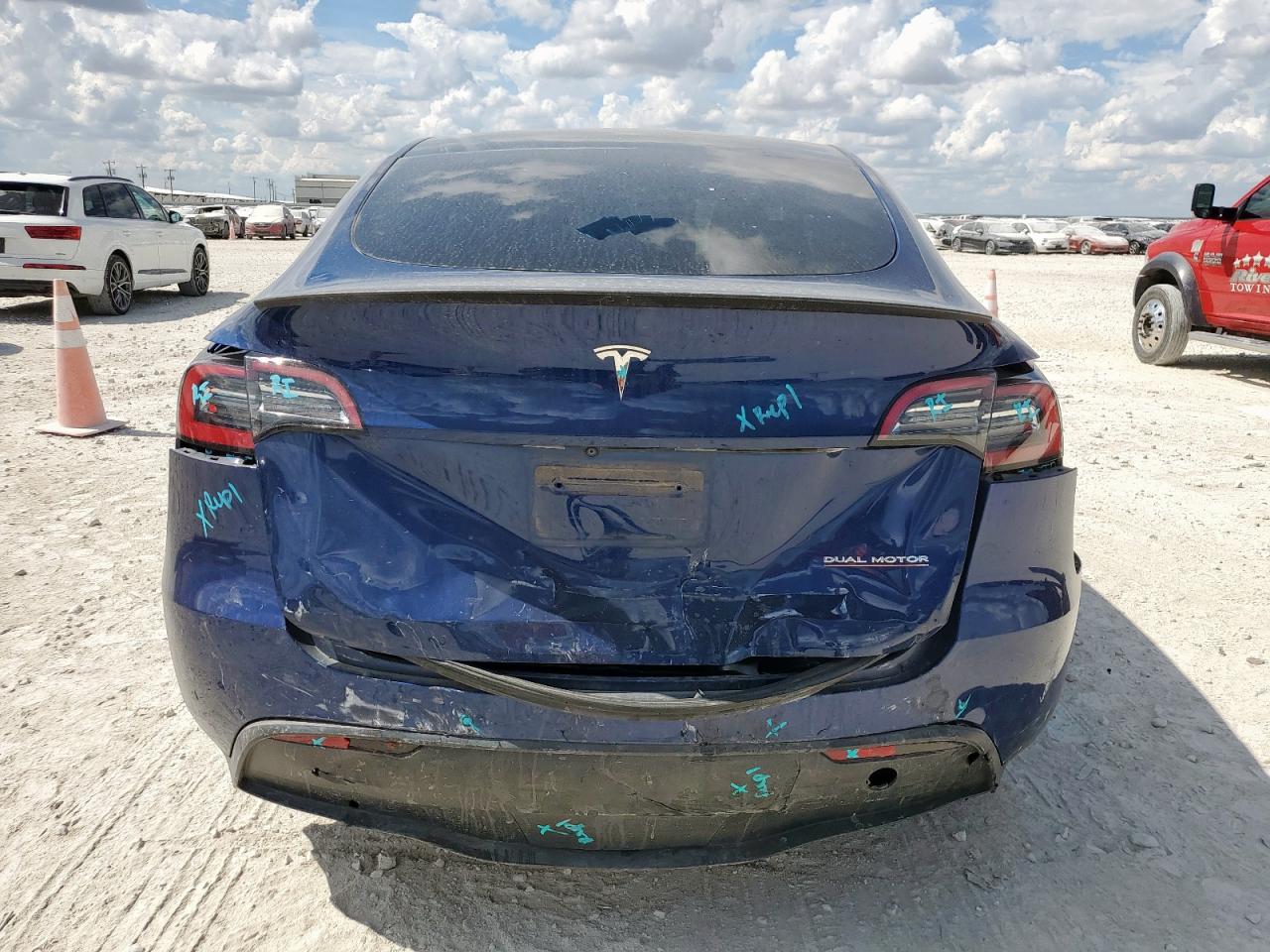 2021 Tesla Model Y VIN: 5YJYGDEF0MF157845 Lot: 85272685