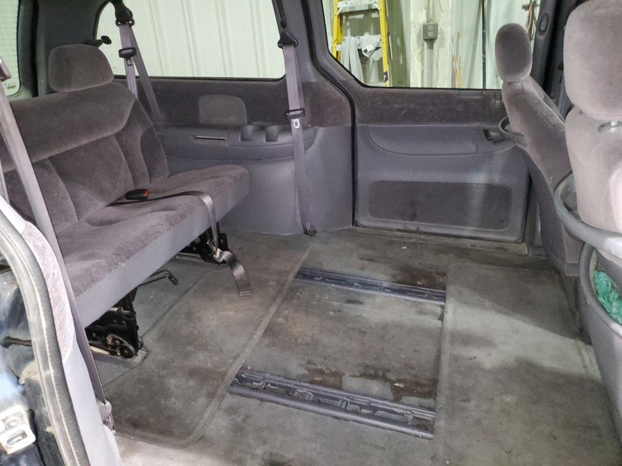 2000 Chrysler Town & Country Lxi VIN: 1C4GT54L5YB694921 Lot: 86322415