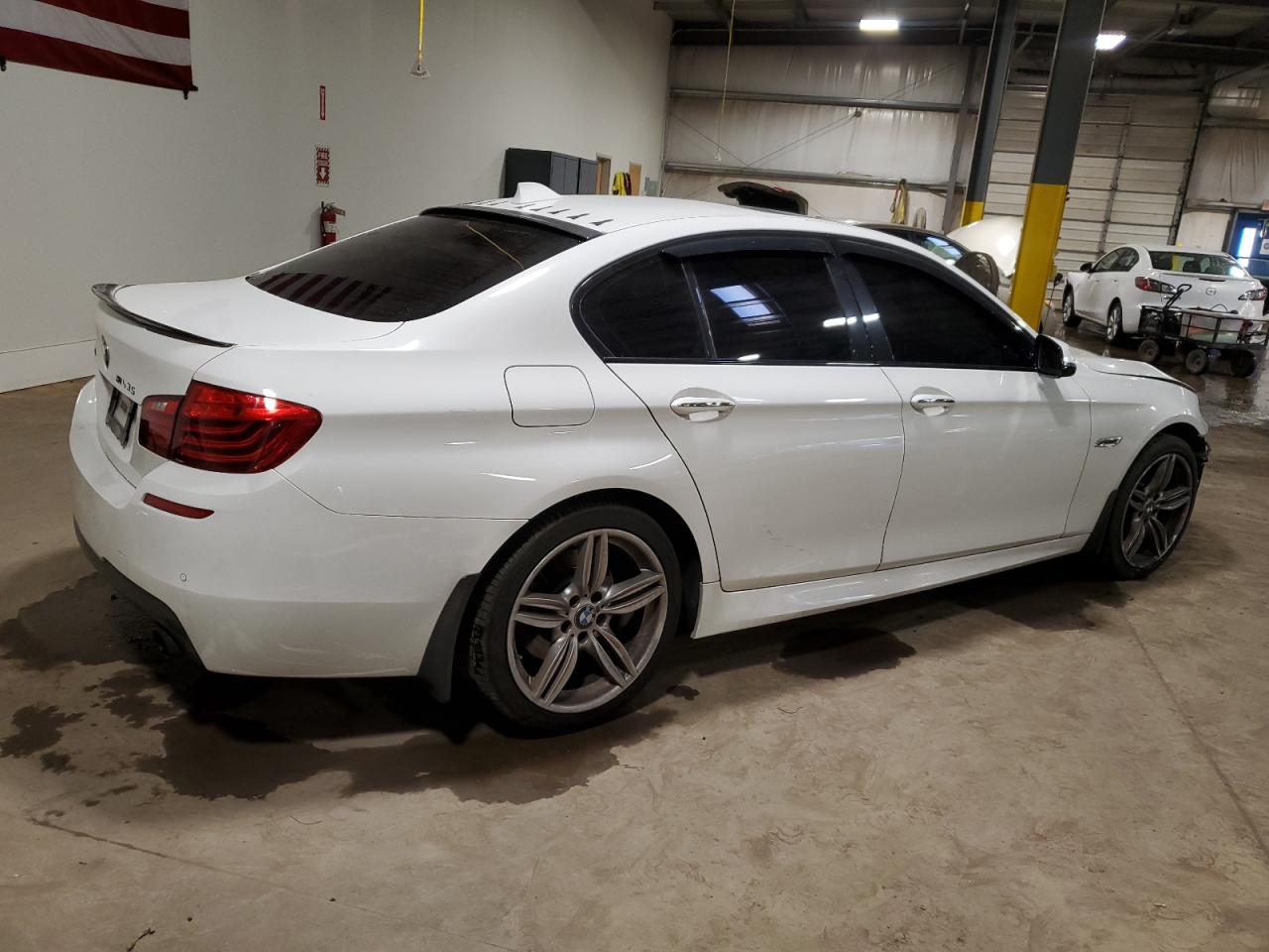 Фото: WBA5B3C50ED292786