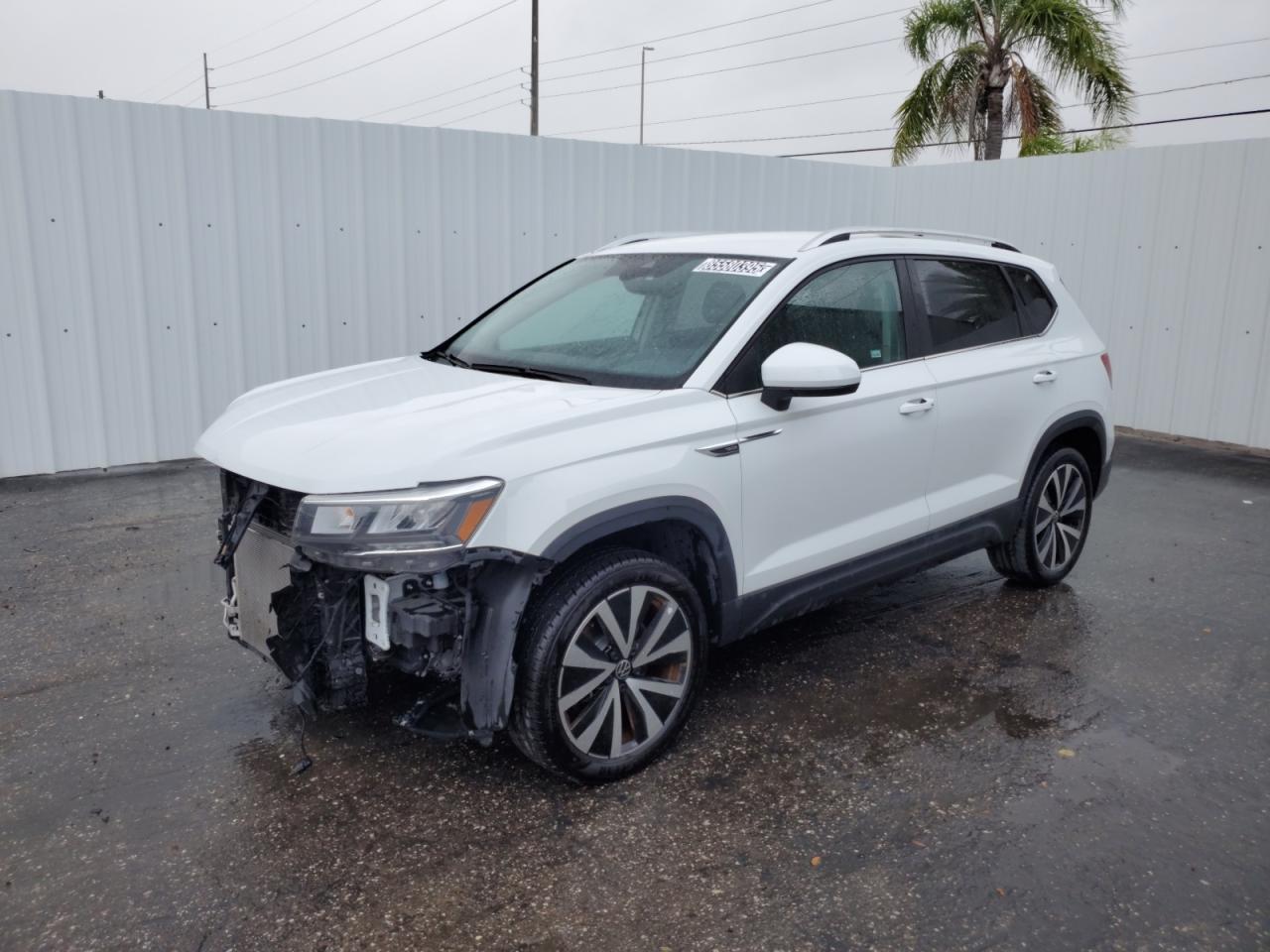 2024 Volkswagen Taos Se