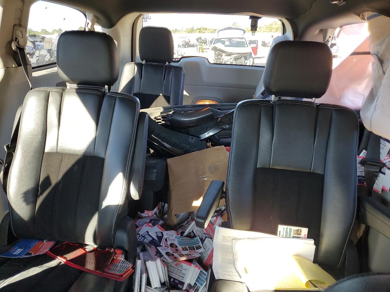 2017 Dodge Grand Caravan Sxt VIN: 2C4RDGCG7HR860833 Lot: 90975975