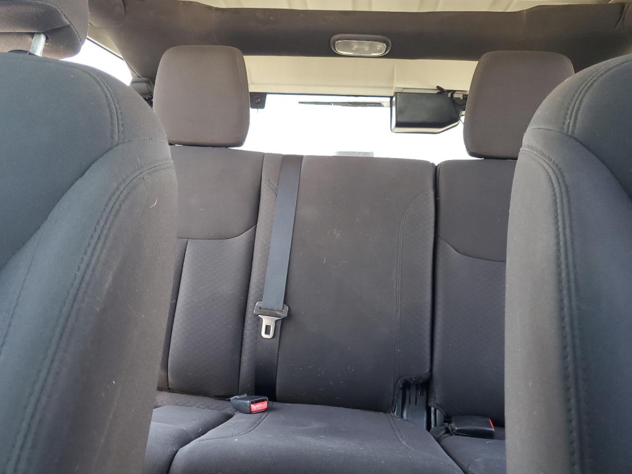 2015 Jeep Wrangler Unlimited Sport VIN: 1C4BJWDG5FL763039 Lot: 81798895